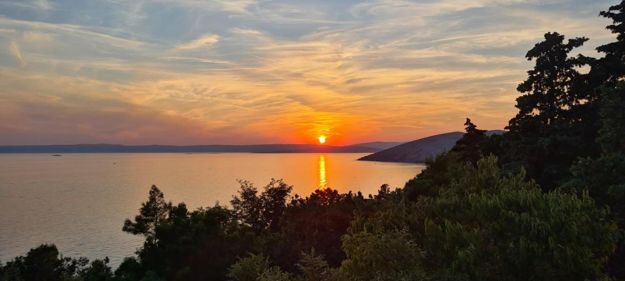 Studio Apartman Stara Baška Buitenkant foto