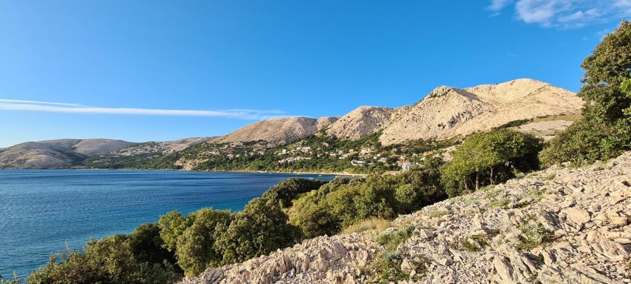Studio Apartman Stara Baška Buitenkant foto