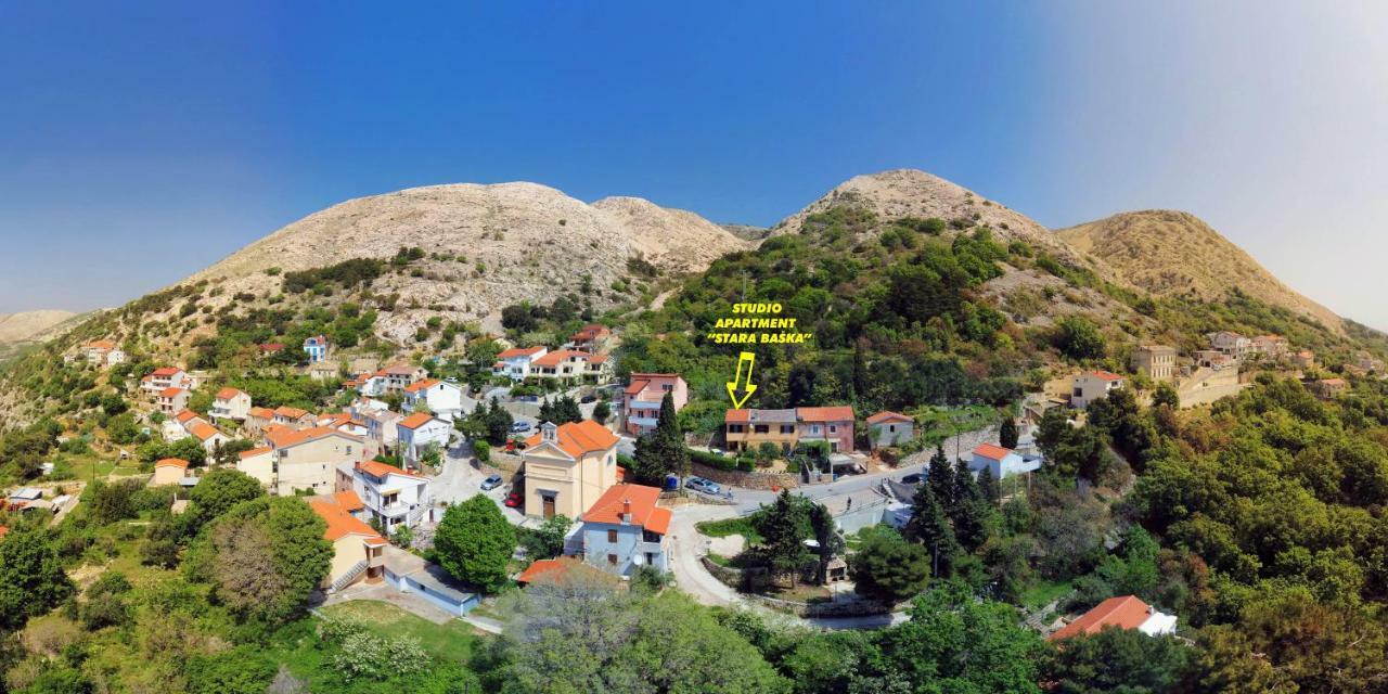 Studio Apartman Stara Baška Buitenkant foto